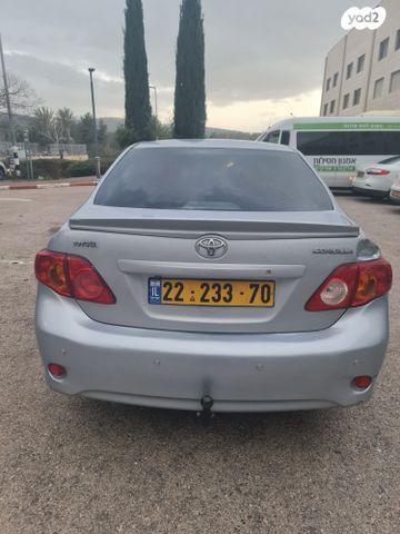 טויוטה קורולה