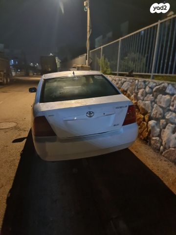 טויוטה קורולה