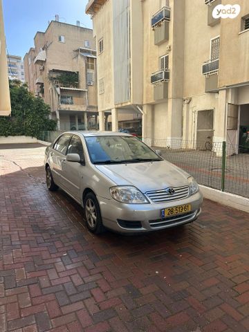 טויוטה קורולה