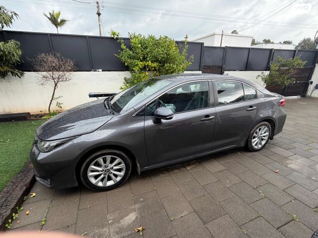 מודעת רכב טויוטה קורולה