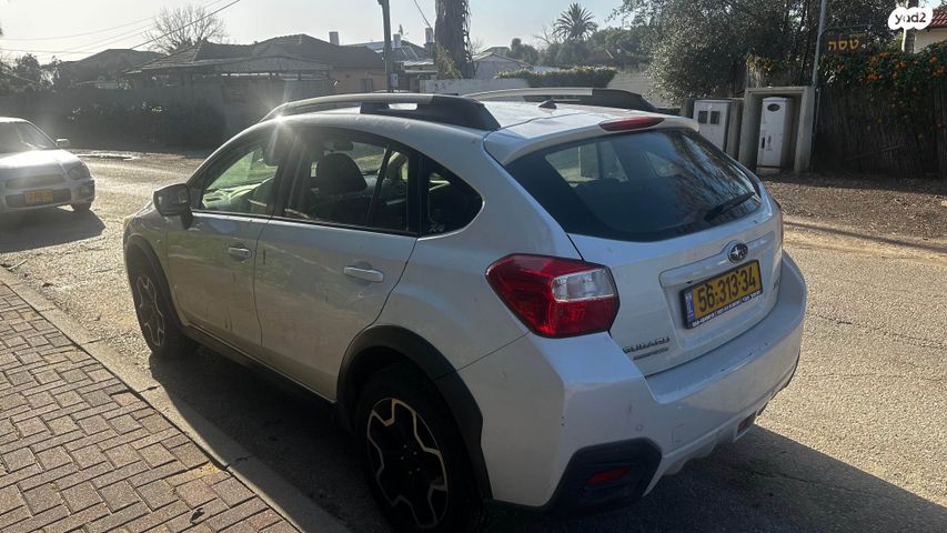 מודעת רכב סובארו XV