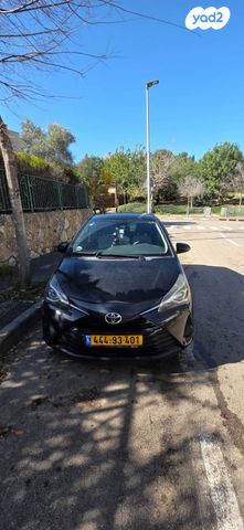 טויוטה יאריס