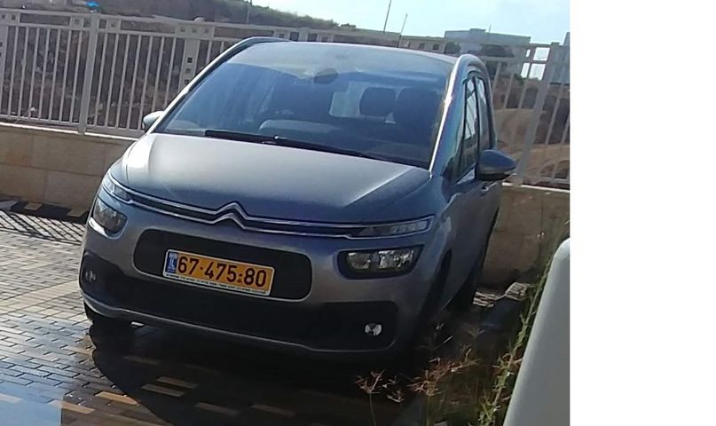 מודעת רכב סיטרואן C4 פיקאסו