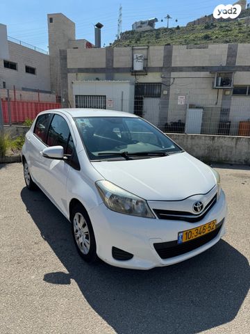 טויוטה יאריס