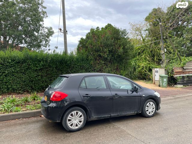 טויוטה אוריס