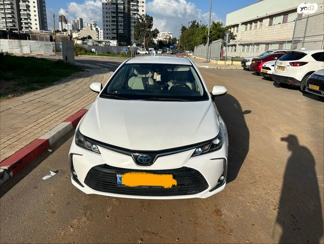 מודעת רכב טויוטה קורולה