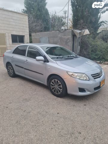 טויוטה קורולה