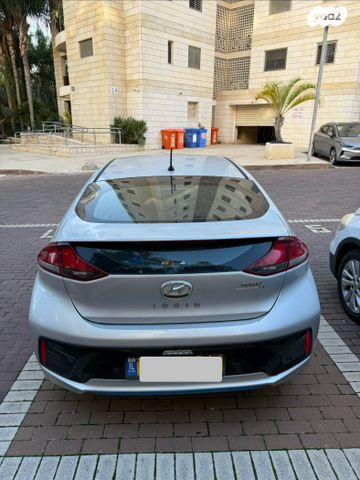 יונדאי איוניק