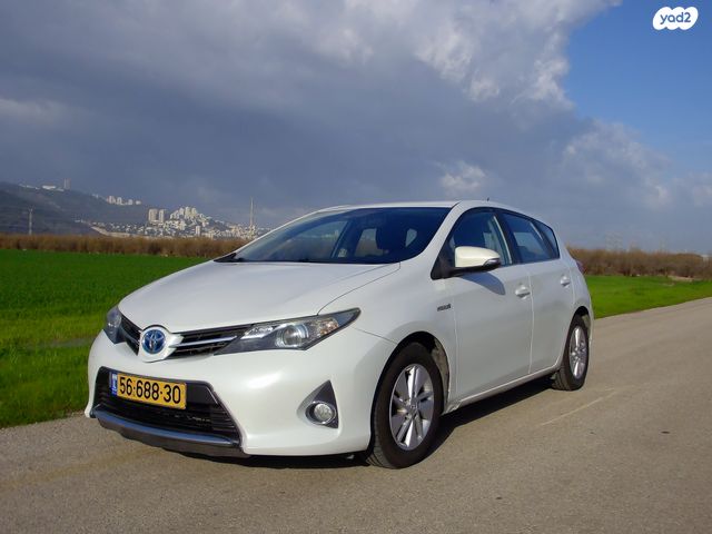 מודעת רכב טויוטה אוריס