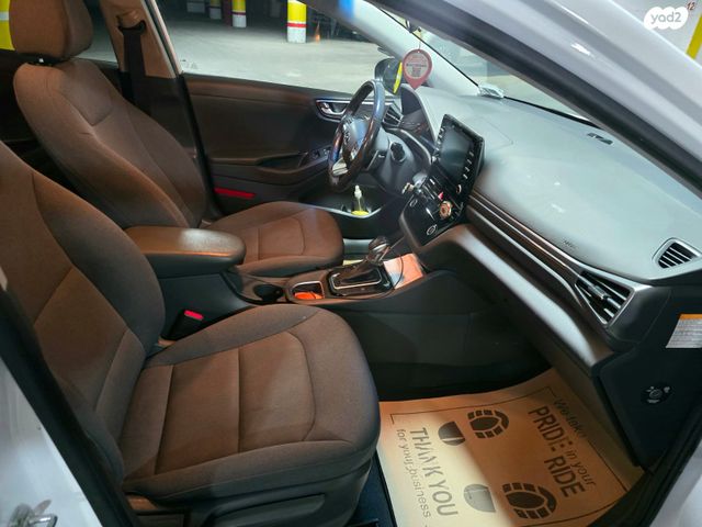 יונדאי איוניק