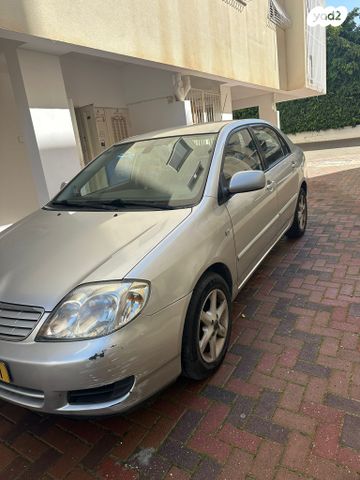 טויוטה קורולה