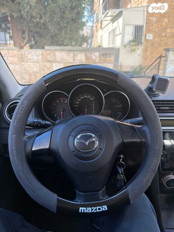 מאזדה 3