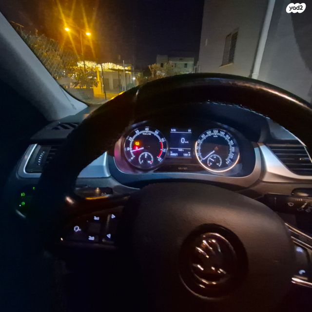 סקודה ראפיד