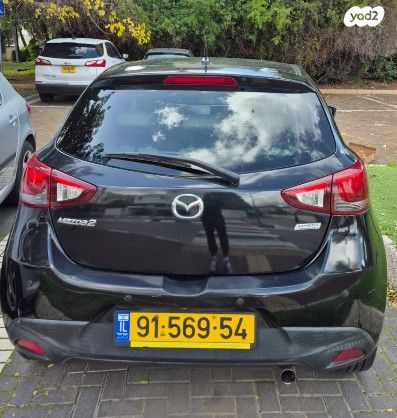 מודעת רכב מאזדה 2