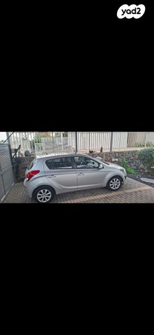 מודעת רכב יונדאי i20