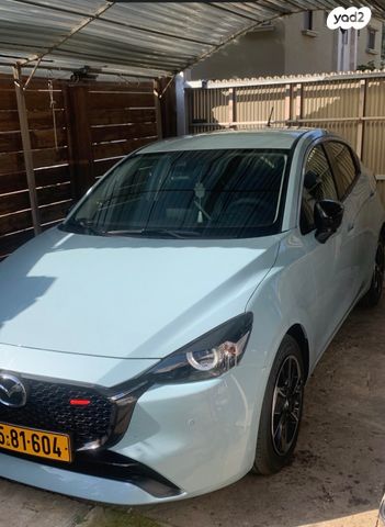 מודעת רכב מאזדה 2