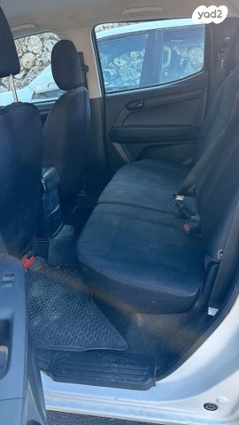 איסוזו די-מקס