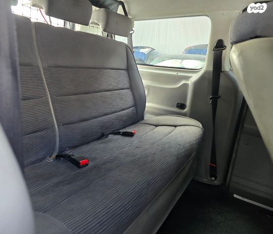 יונדאי H-1 / i800