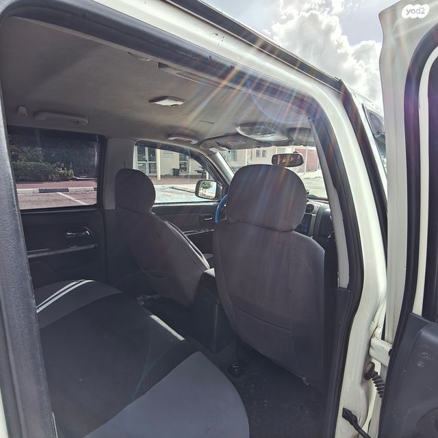 איסוזו די-מקס