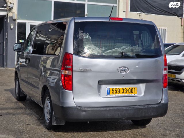 יונדאי H-1 / i800