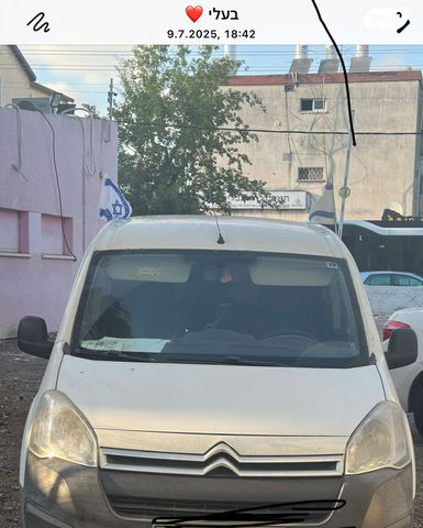 מודעת רכב סיטרואן ברלינגו 