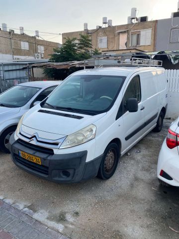 מודעת רכב סיטרואן ג'אמפי