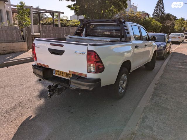 טויוטה היילקס