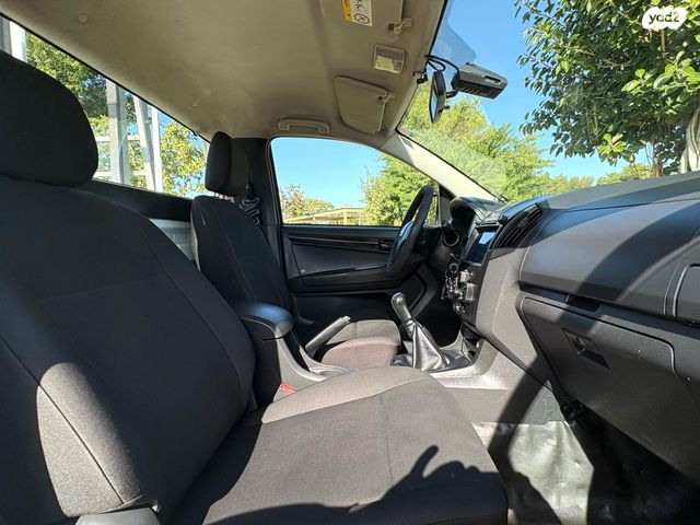 איסוזו די-מקס