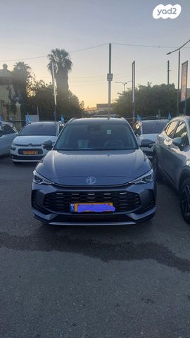 מודעת רכב אם ג'י EHS PHEV