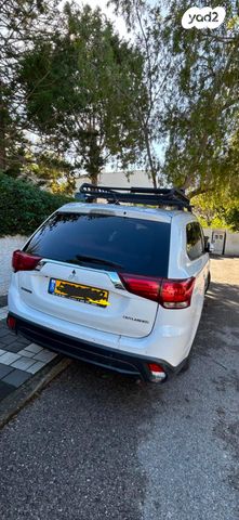 מיצובישי אאוטלנדר