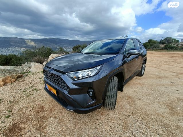מודעת רכב טויוטה RAV4