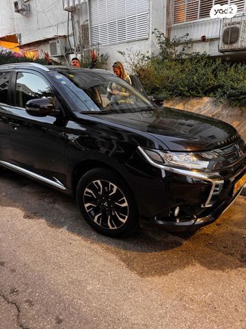 מיצובישי אאוטלנדר