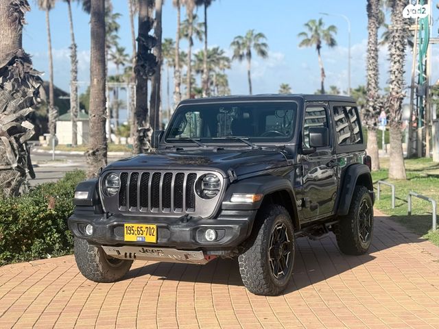 מודעת רכב ג'יפ רנגלר