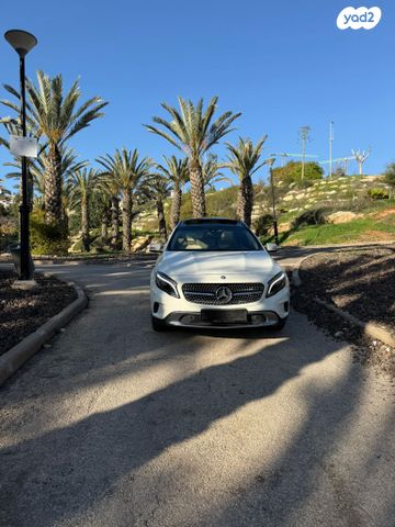 מודעת רכב מרצדס-בנץ GLA 2
