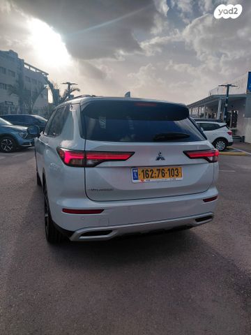 מיצובישי אאוטלנדר