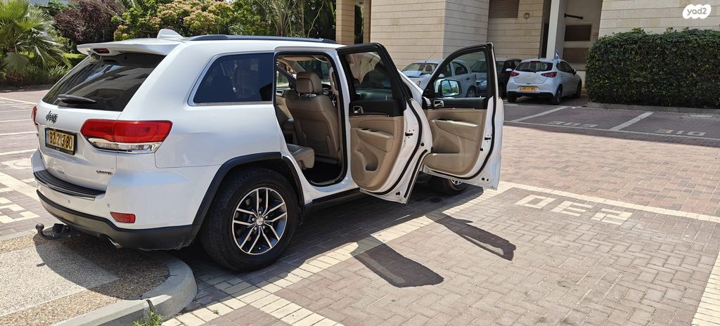 ג'יפ גרנד צ'ירוקי