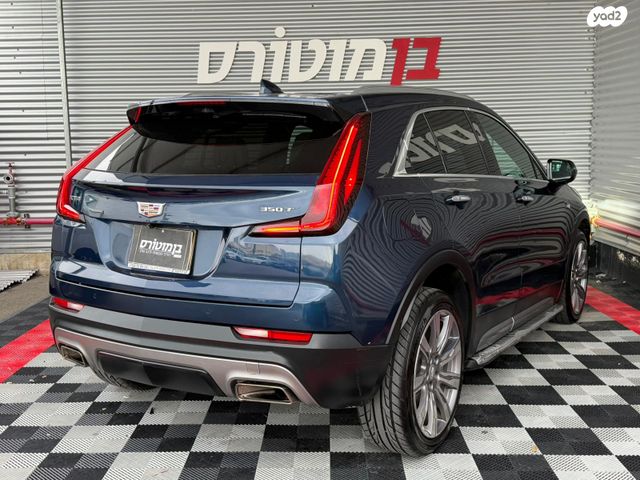 קאדילק XT4