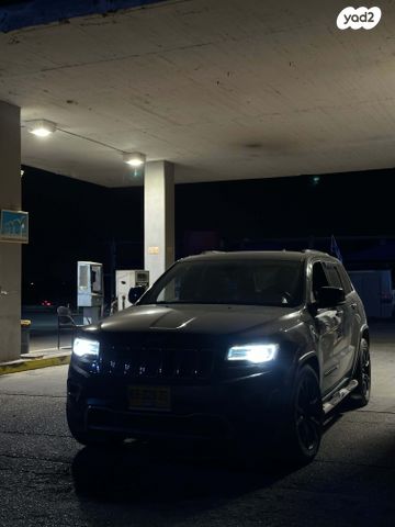 מודעת רכב ג'יפ גרנד צ'ירוקי