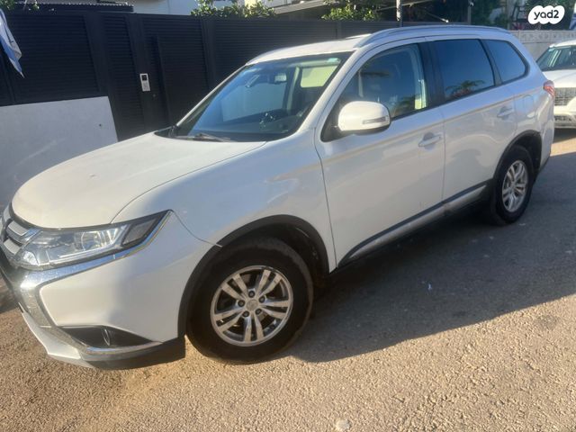 מיצובישי אאוטלנדר