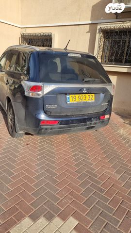 מיצובישי אאוטלנדר