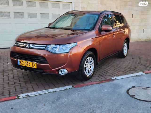 מיצובישי אאוטלנדר