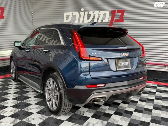 קאדילק XT4