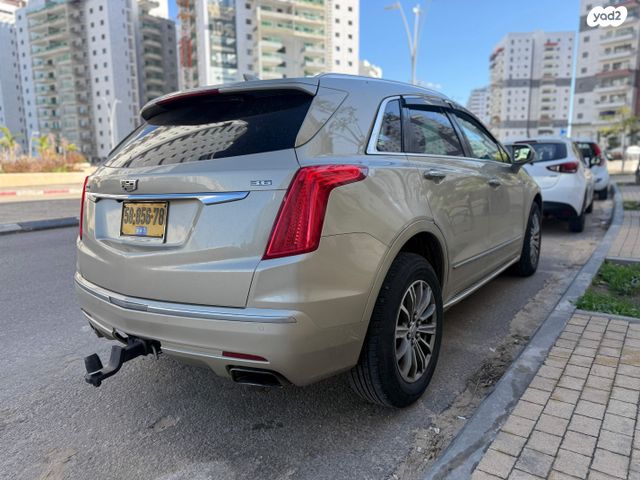 קאדילק XT5