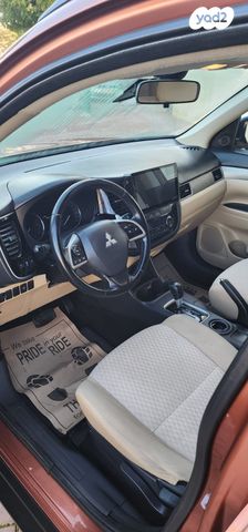 מיצובישי אאוטלנדר