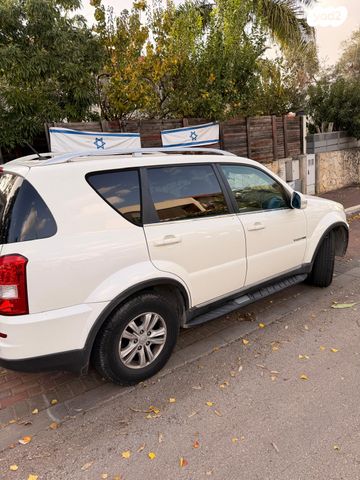 מודעת רכב סאנגיונג רקסטון