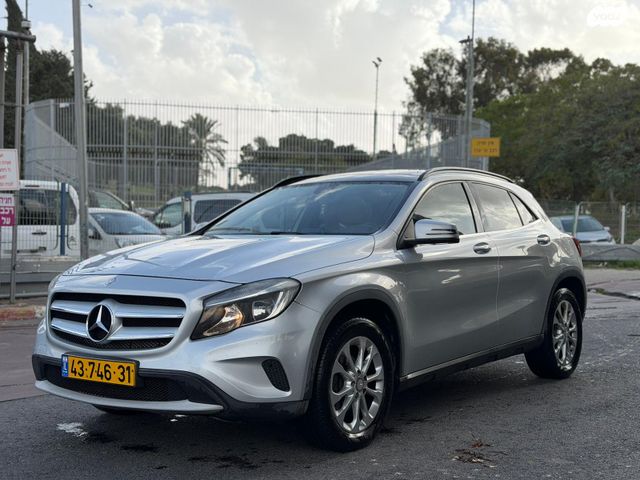 מודעת רכב מרצדס-בנץ GLA