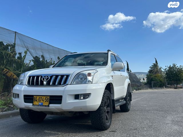 טויוטה לנד קרוזר