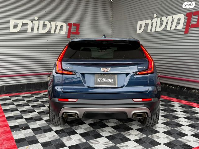 קאדילק XT4