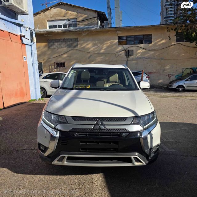 מודעת רכב מיצובישי אאוטלנדר