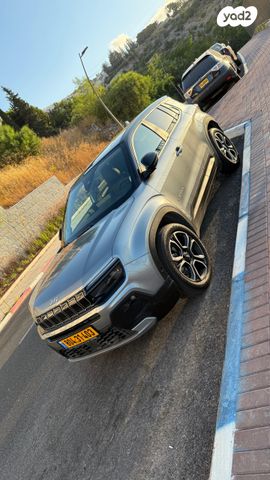 מודעת רכב ג'יפ אוונגר